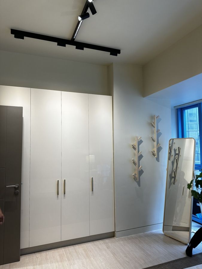 "For Rent Unit 9H 1 Bedroom at Three Central Condominium Corp., Makati"04
