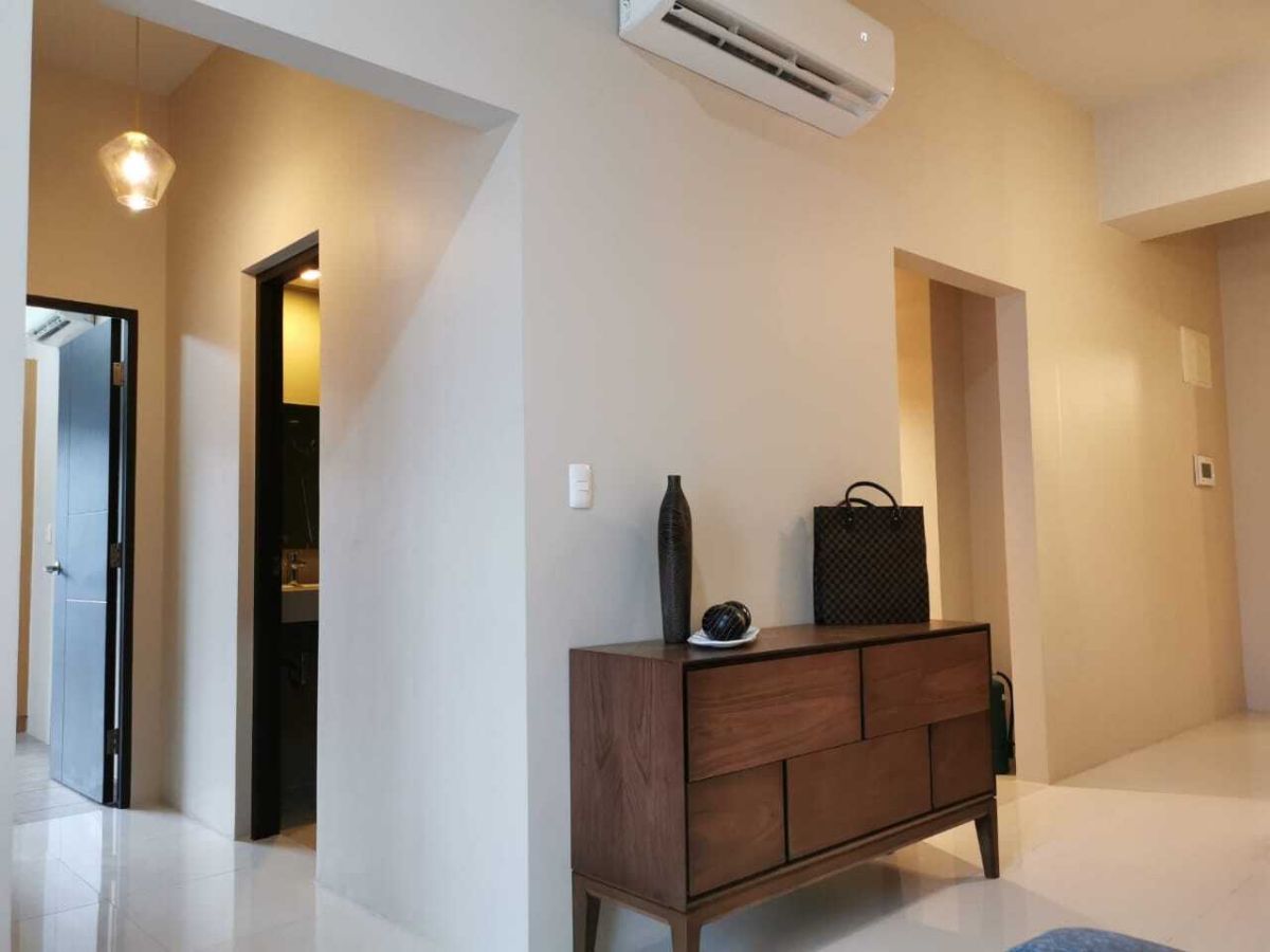 "UPTOWN RITZ: 2BR For Rent, 93.5 sqm, Furnished, with balcony, no parking, P90K"08