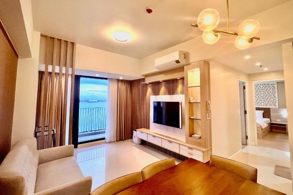 For Rent Modern 2 Bedroom Plus Unit with Seaview at Mandani Bay Cebu02