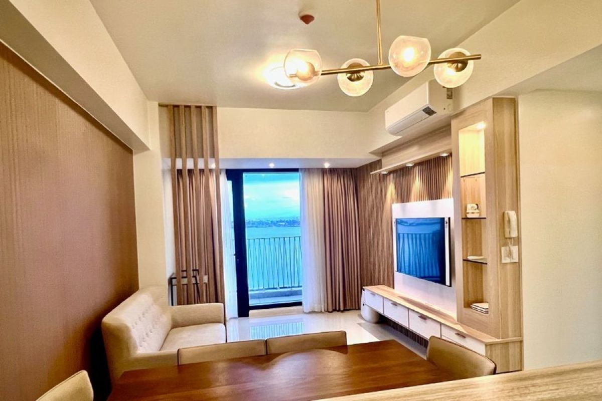 For Rent Modern 2 Bedroom Plus Unit with Seaview at Mandani Bay Cebu03