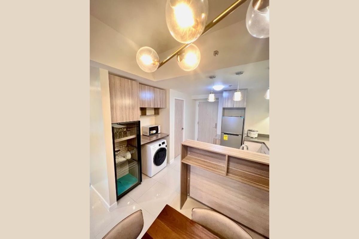 For Rent Modern 2 Bedroom Plus Unit with Seaview at Mandani Bay Cebu07