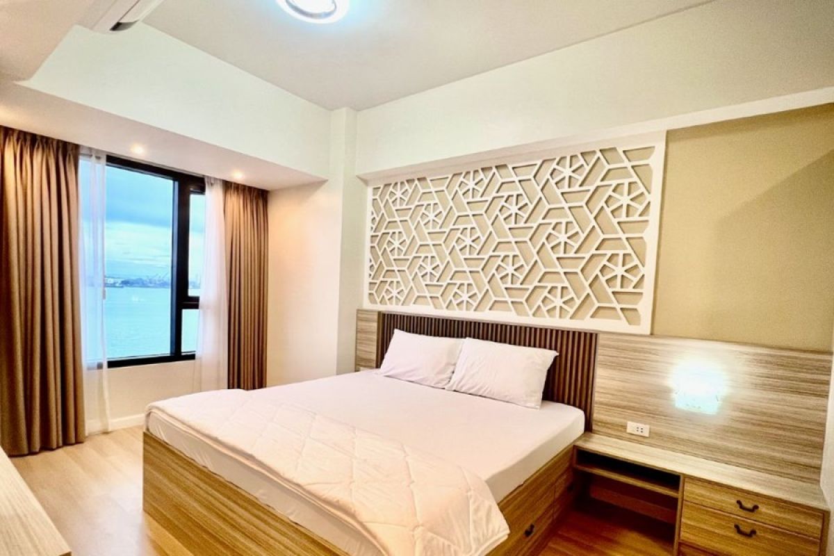 For Rent Modern 2 Bedroom Plus Unit with Seaview at Mandani Bay Cebu08
