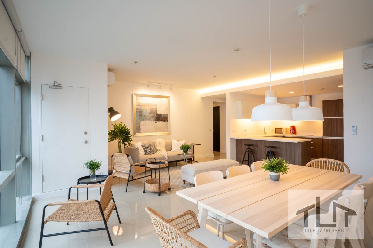 Fully Furnished 2 Bedroom Condo for Rent in West Gallery Place Taguig City02