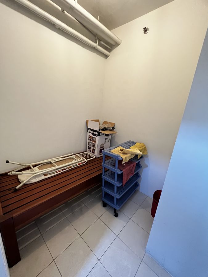 Red Oak Two Serendra: 3BR facing Ameneties04