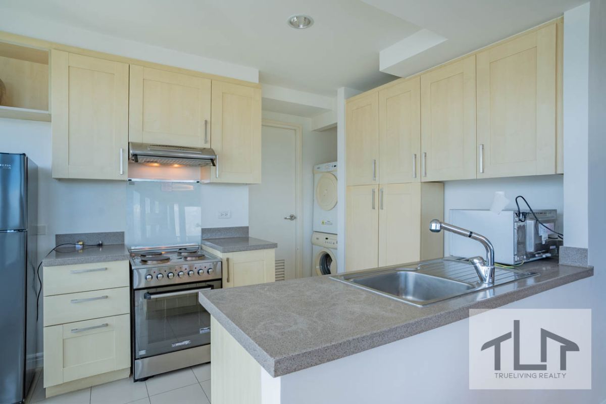 Fully Furnished 3 Bedroom Z-Loft Condo for Rent in One Rockwell Makati City04