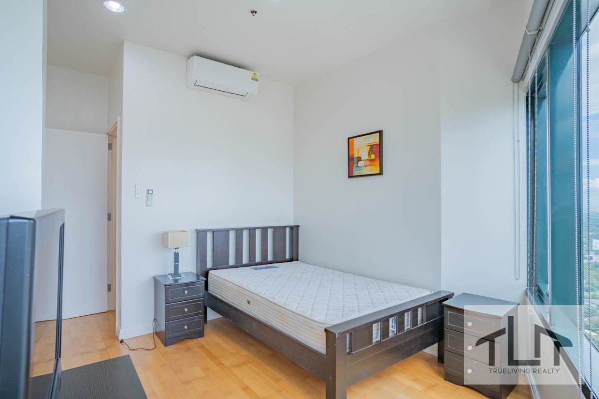 Fully Furnished 3 Bedroom Z-Loft Condo for Rent in One Rockwell Makati City07