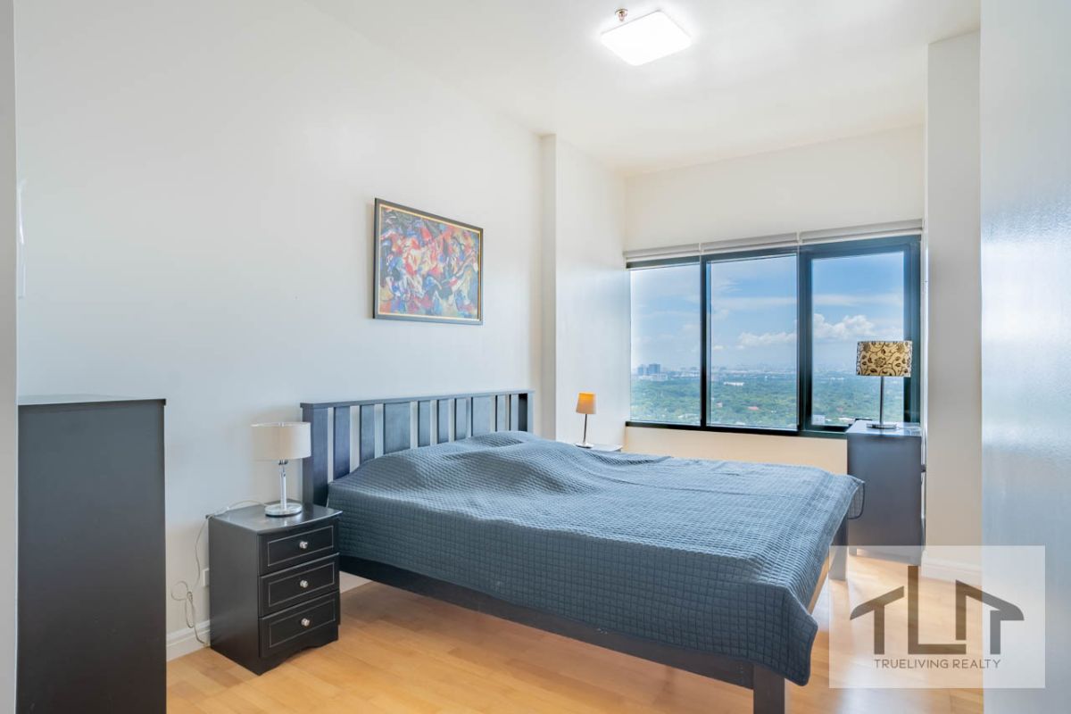 Fully Furnished 3 Bedroom Z-Loft Condo for Rent in One Rockwell Makati City09
