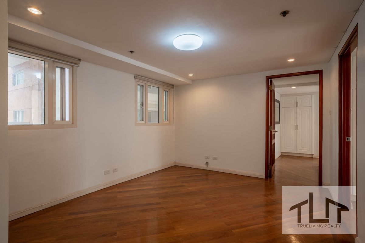 Semi-Furnished 4 Bedroom Condo for Rent in Fraser Place Makati City09
