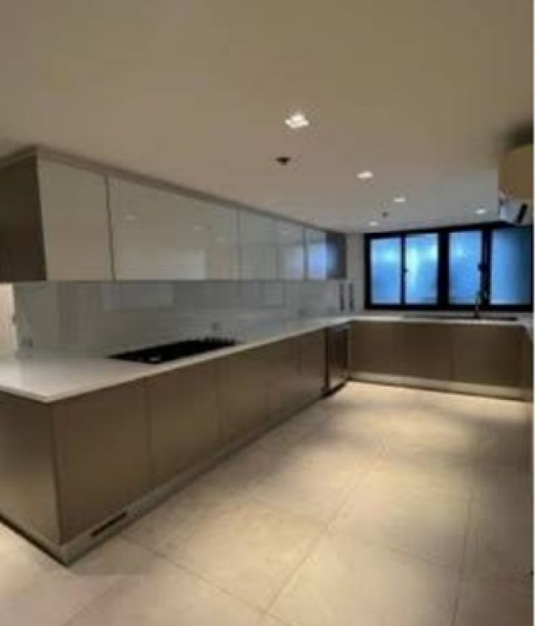 The Ritz Towers Condominium Unit For Rent along Ayala Avenue Makati City03