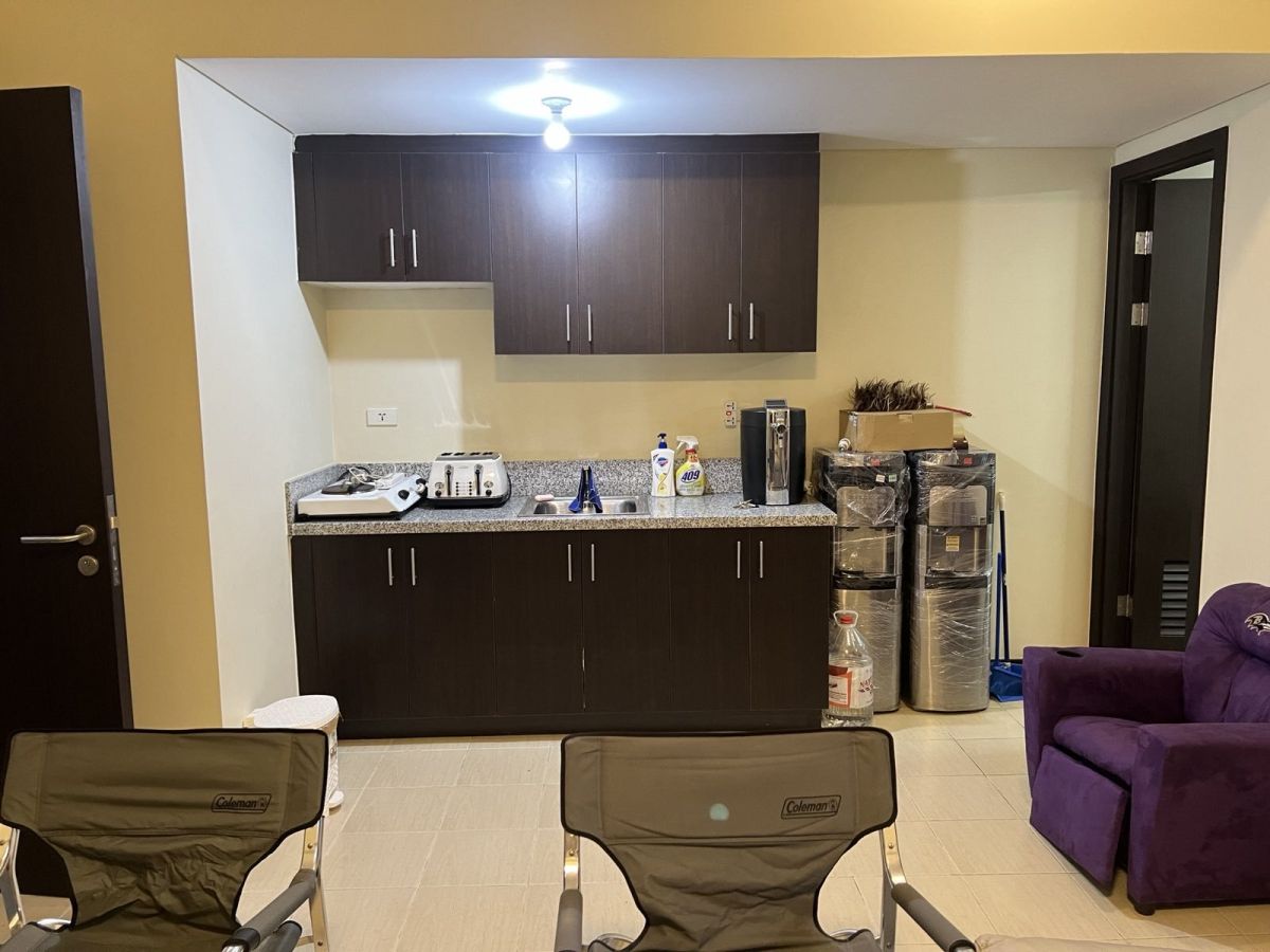 "San Lorenzo Place, Makati City, Fully Furnished 2-Bedrooms For Lease"03