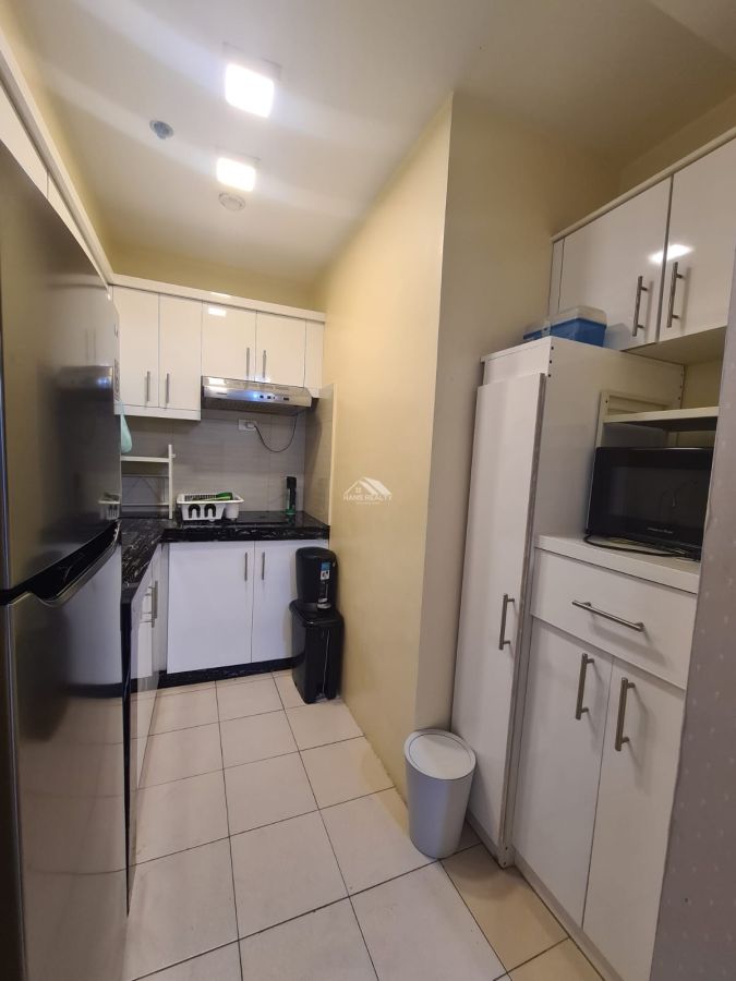 "1 Bedroom Furnished Condo for Rent in Eastwood, Quezon City"09