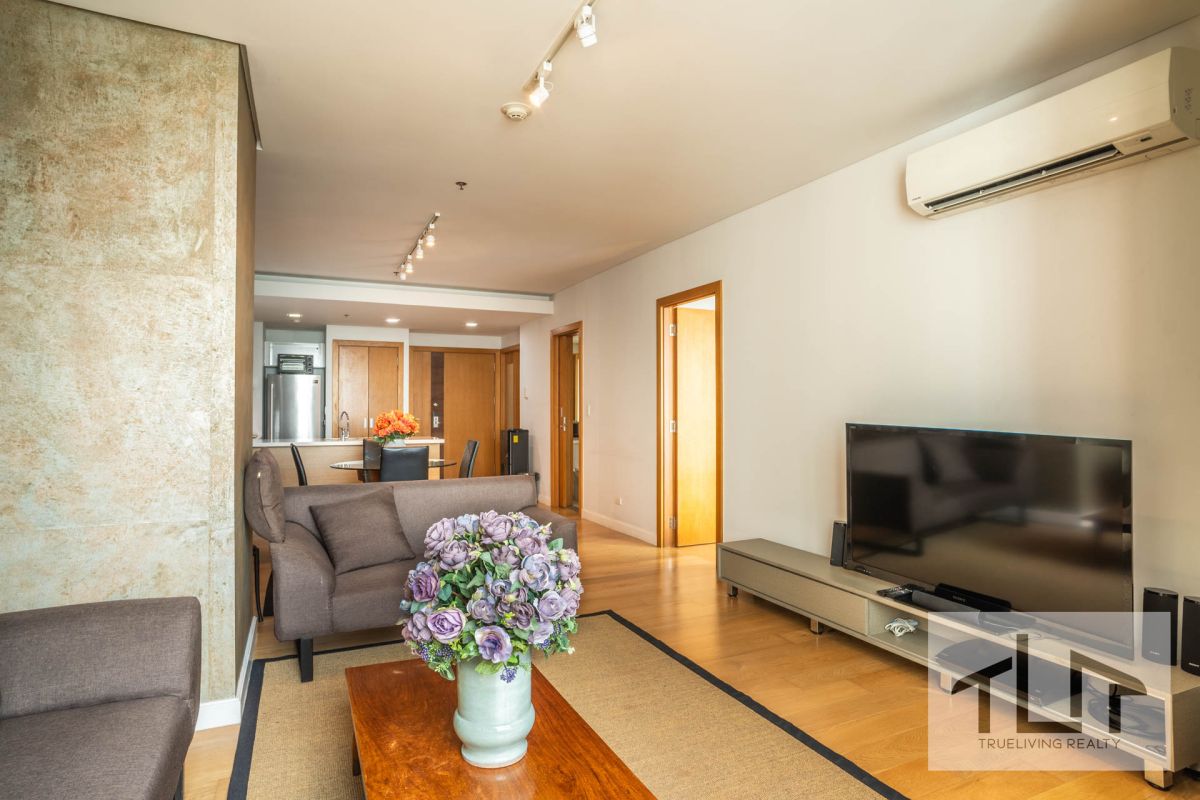 Fully Furnished 1 Bedroom Condo for Rent in Park Terraces Makati City02