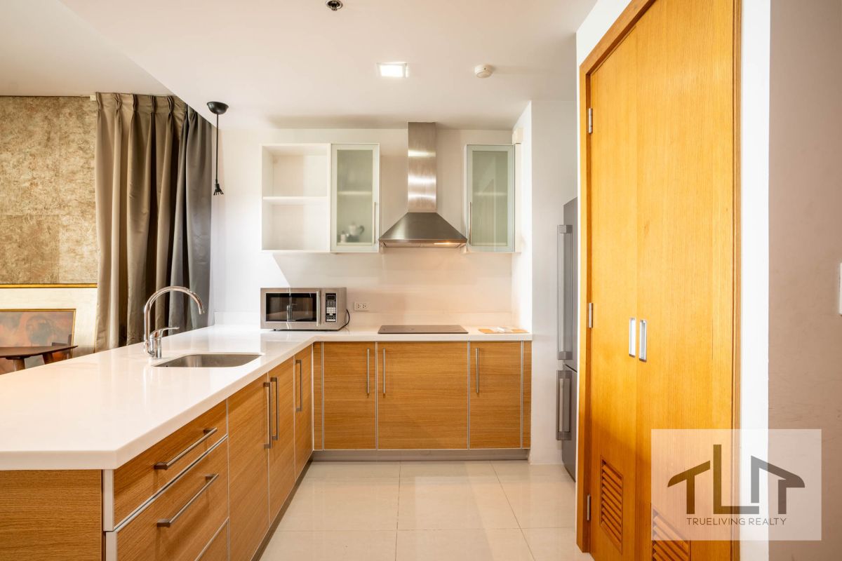 Fully Furnished 1 Bedroom Condo for Rent in Park Terraces Makati City06