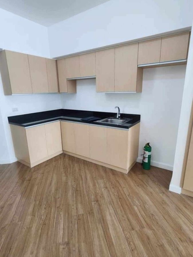 brand new 31 sqm taguig at 20k bare unit for rent.03