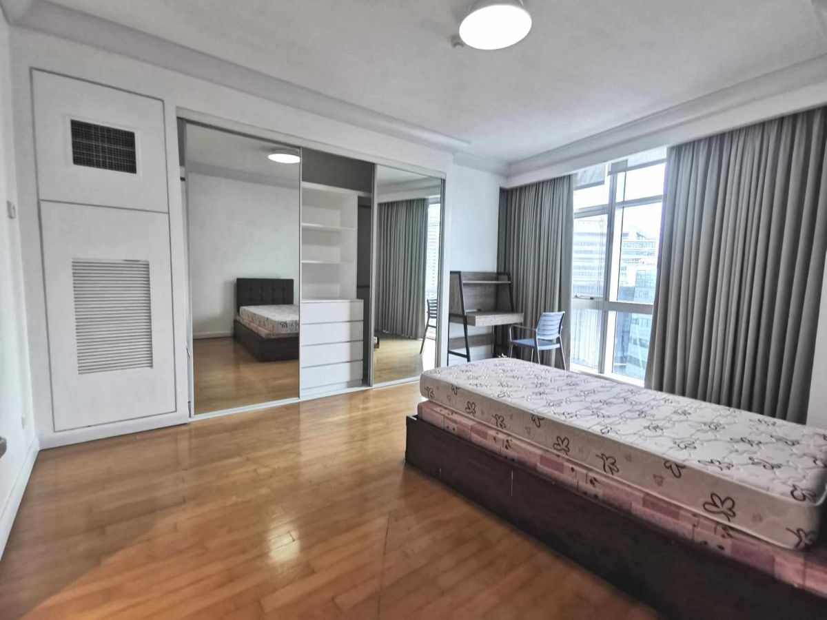 3 Bedroom Pacific Plaza Tower For Rent Condo BGC Taguig02