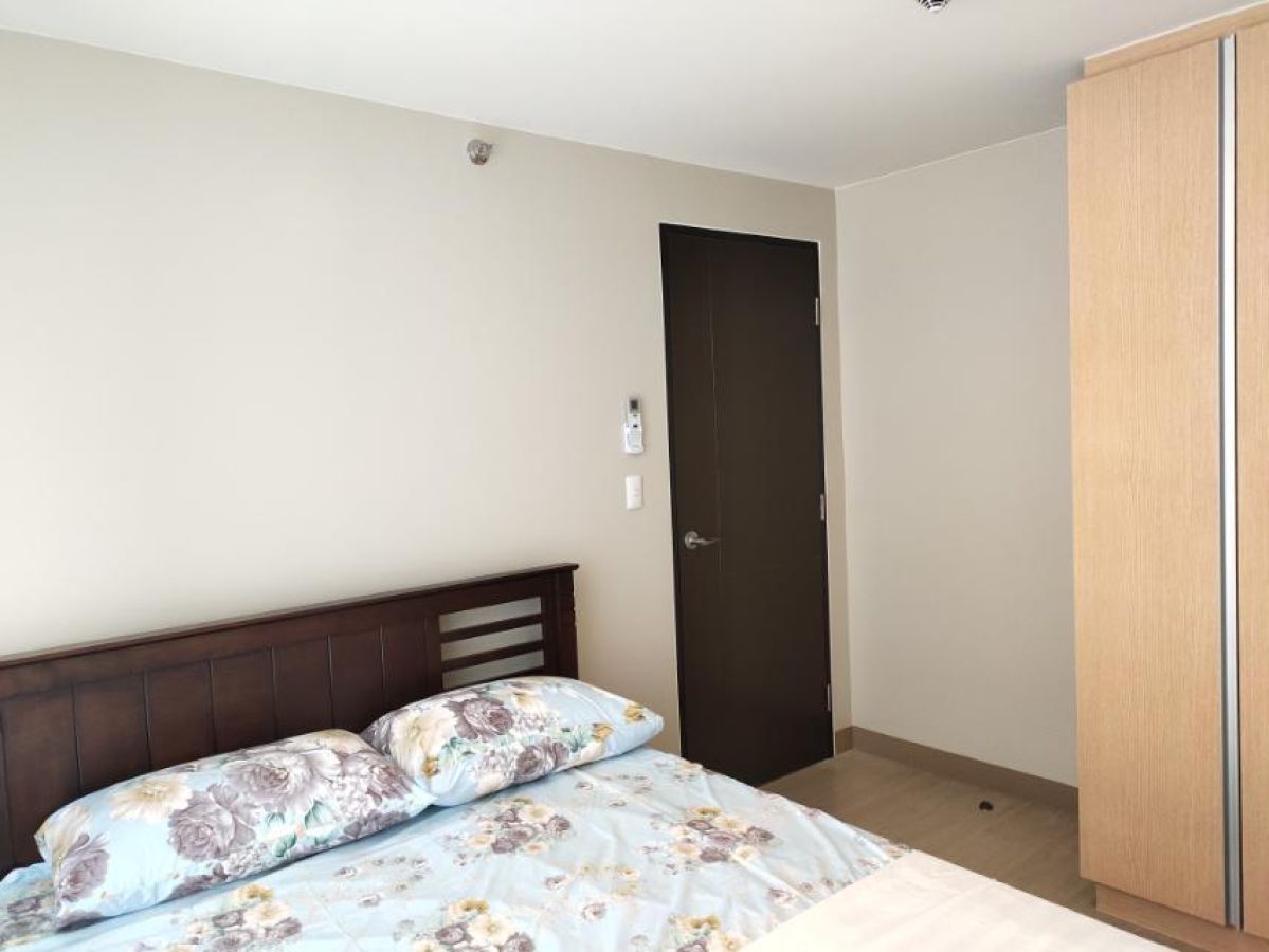 For Lease 1 Bedroom Furnished Condo at One Eastwood Avenue Quezon City05