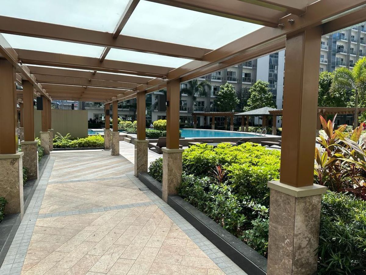 "For Rent/Sale:  Studio with parking- 81 Newport Boulevard, Pasay City"09