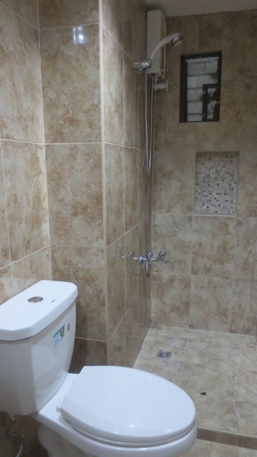 Fully Furnished 2 Bedroom Parklane Condominium For Rent at Makati City08