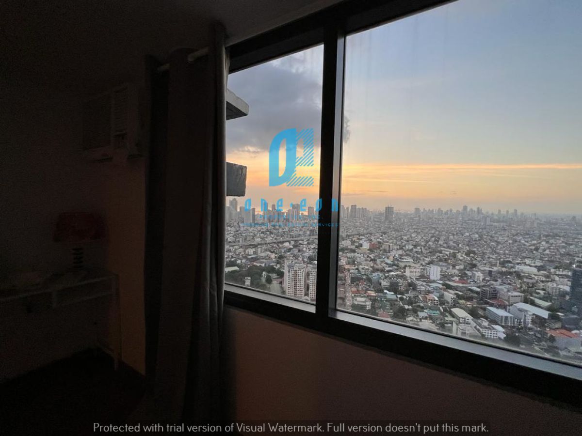 "Fully Furnished 1-Bedroom Unit For Rent at The Rise, Makati City"06