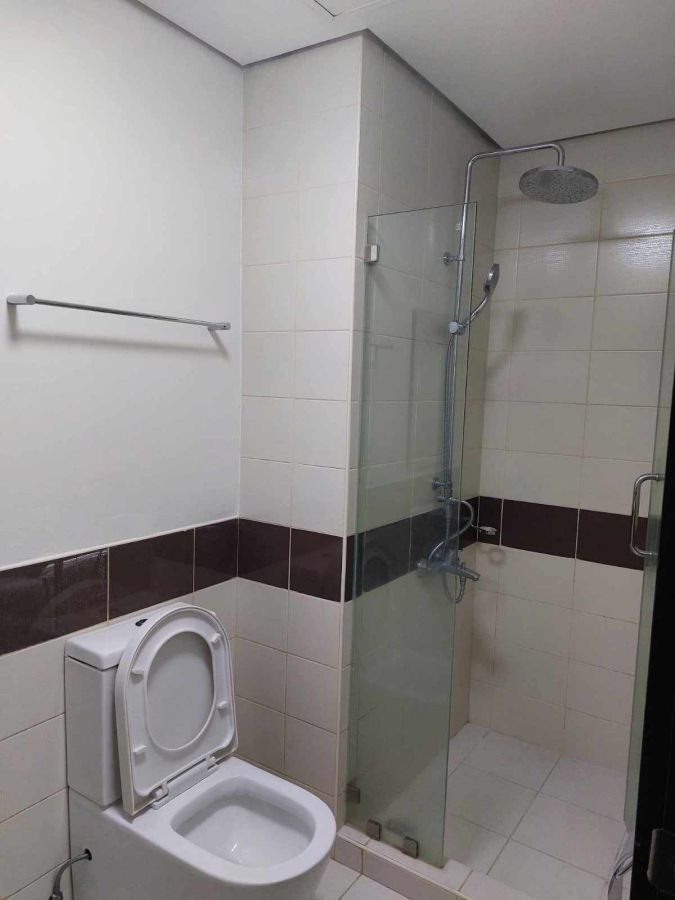 For Rent 2BR 77sqm Semi-furnished Condo at P50K in Magnolia Residences07