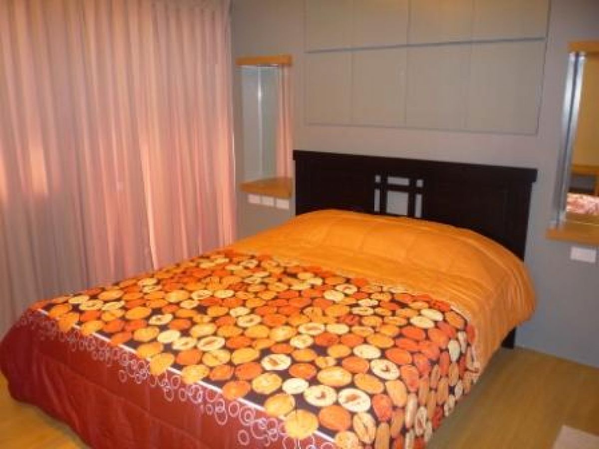 Fort Palm Springs (BGC) Two Bedroom Unit with Sky Garden for Lease06