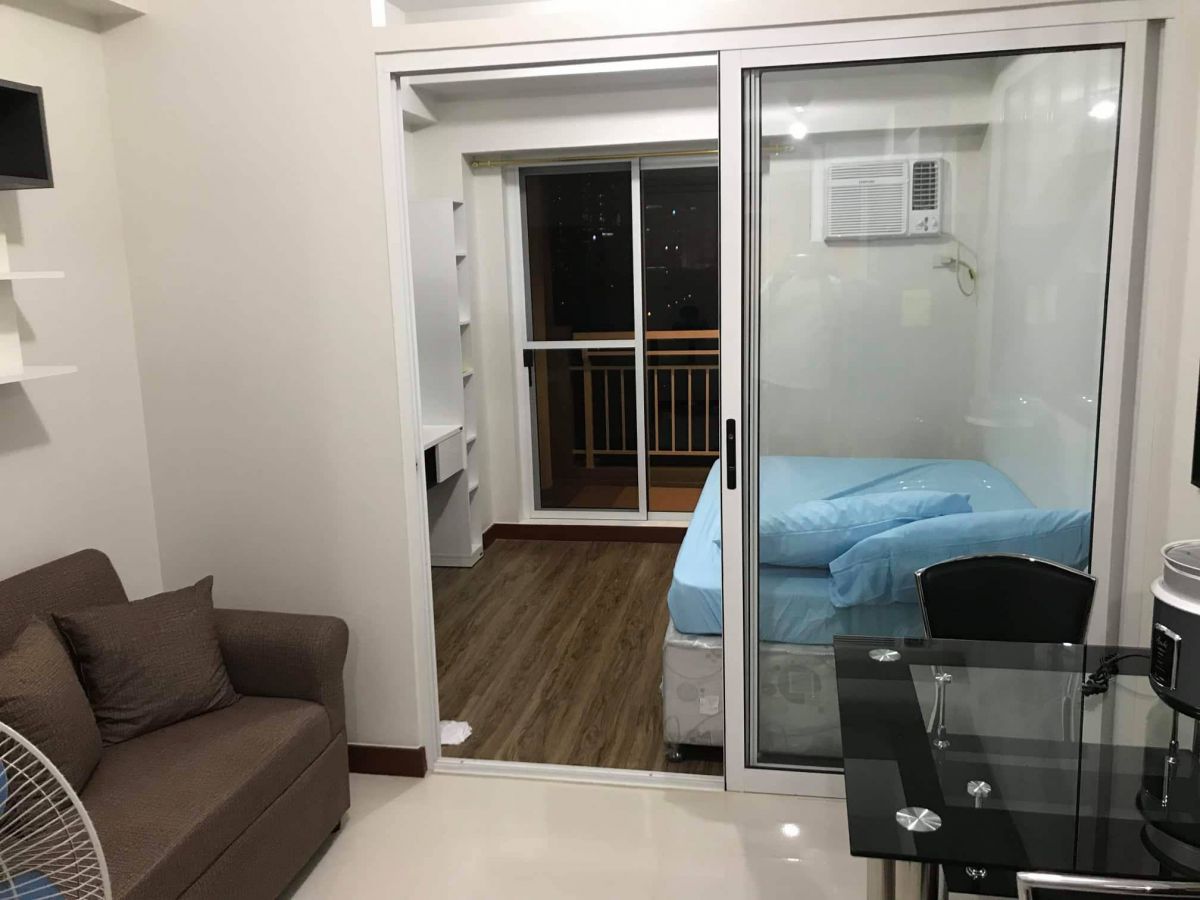 "For rent: Brio Towers 1 Bedroom Unit furnished, near BGC, Bel Air, Makati City"04