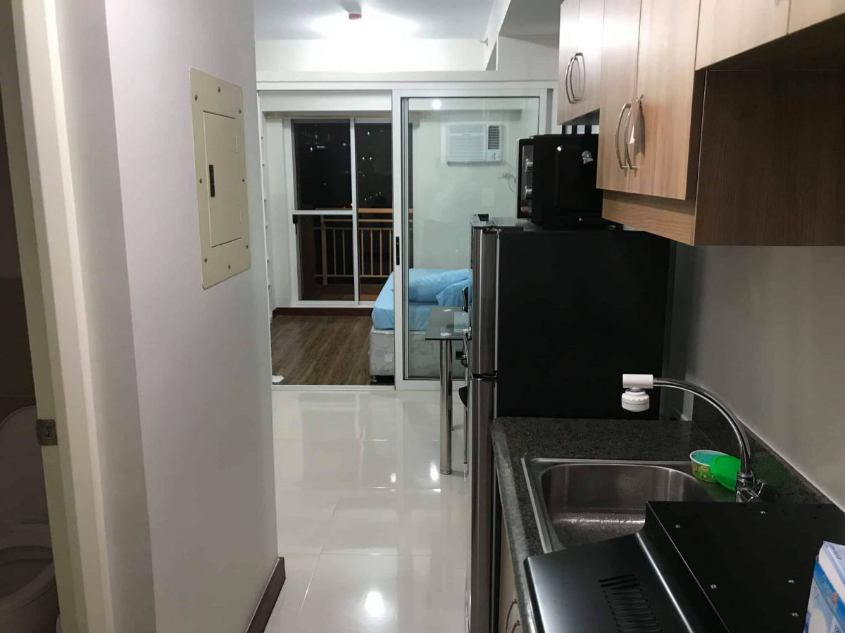 "For rent: Brio Towers 1 Bedroom Unit furnished, near BGC, Bel Air, Makati City"06