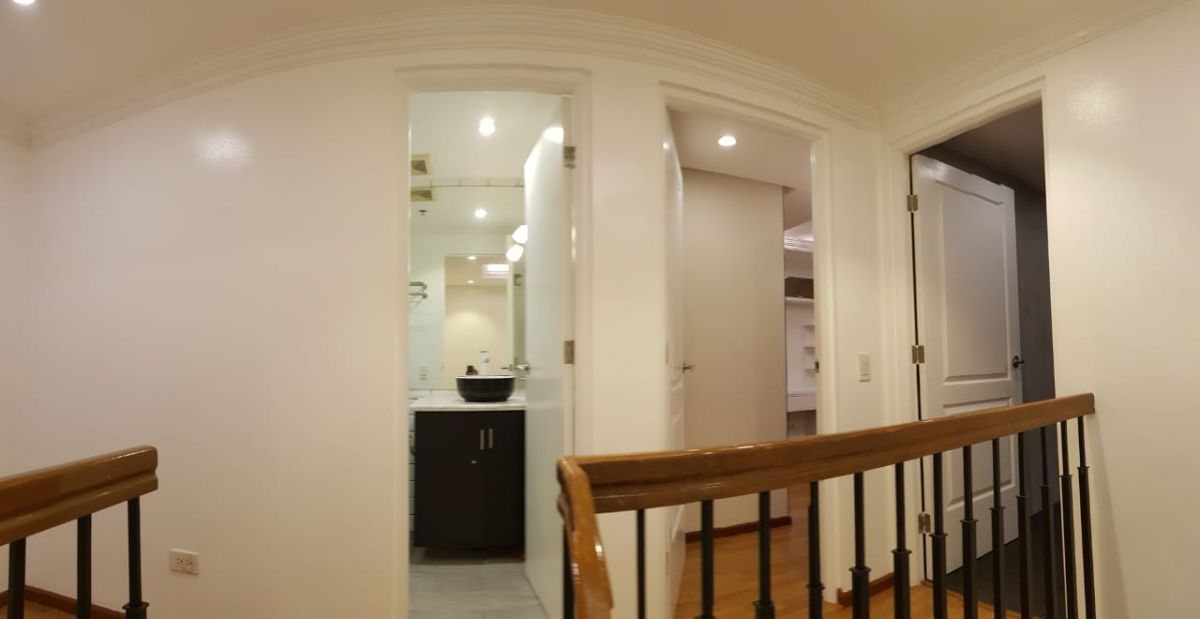 "3BR Bi-Level Garden Unit at Two Serendra, BGC"06