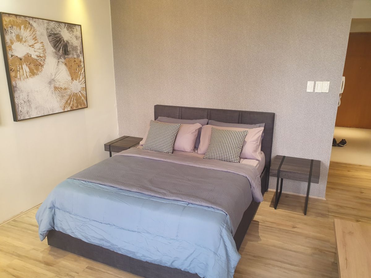 Studio Icon Residences for rent in BGC02