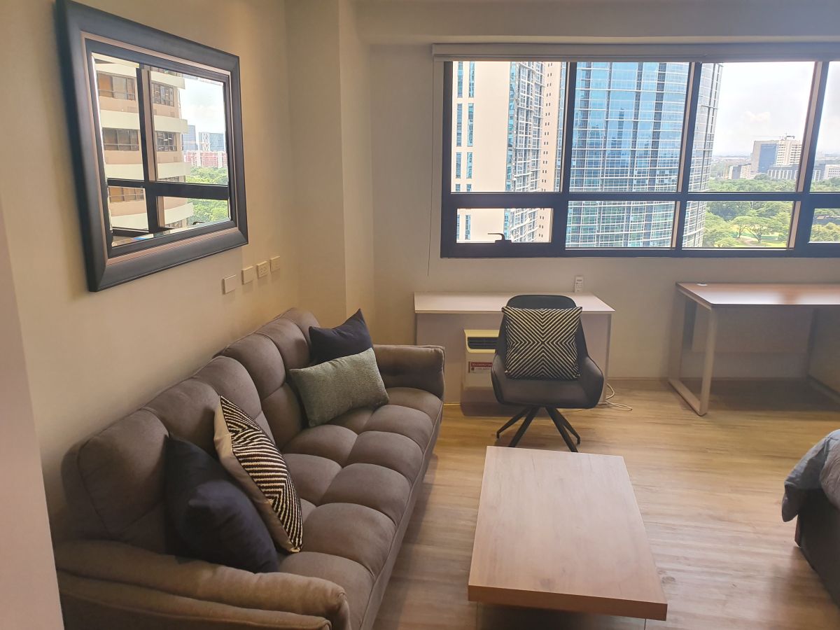 Studio Icon Residences for rent in BGC03