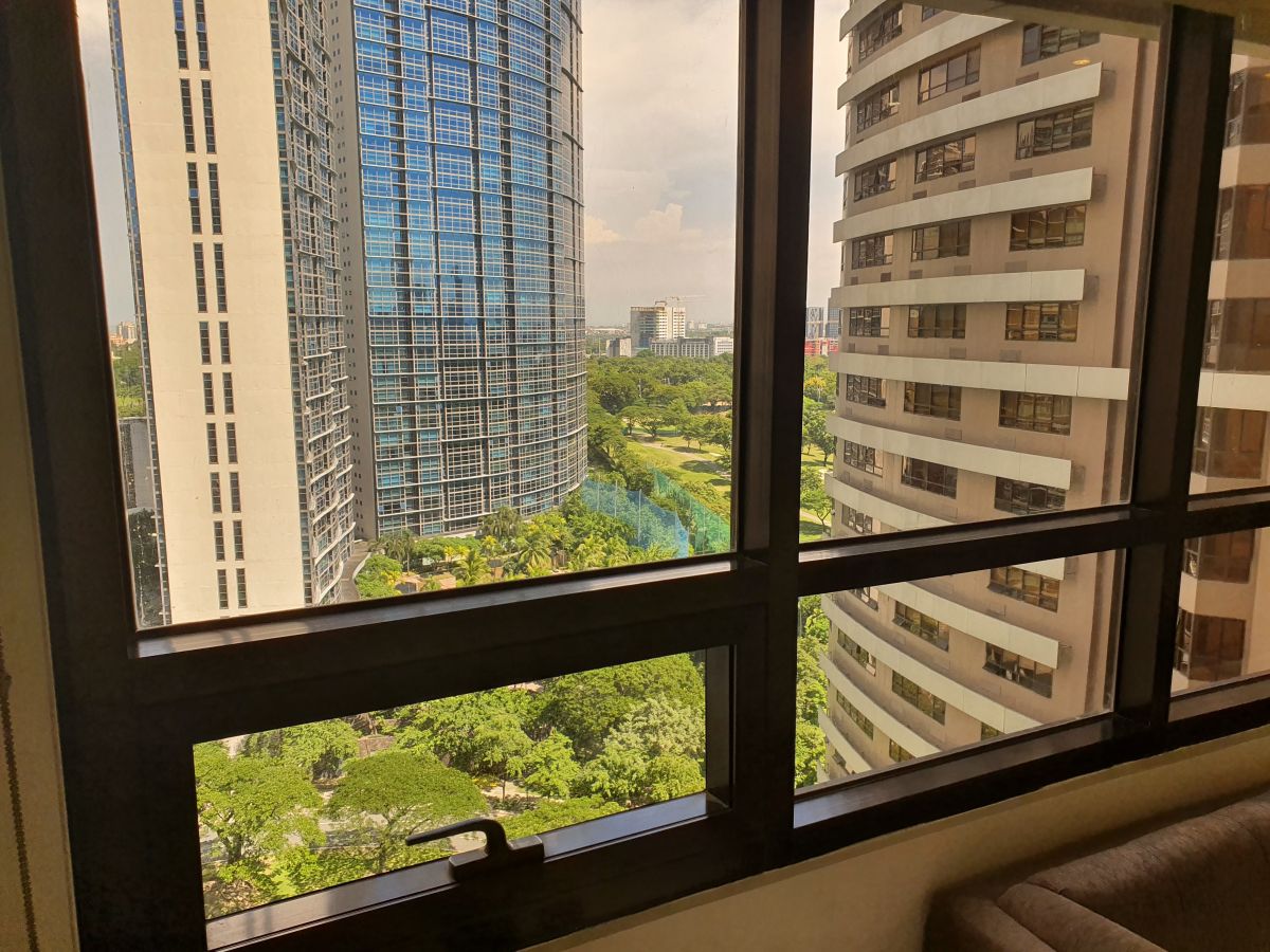 Studio Icon Residences for rent in BGC04