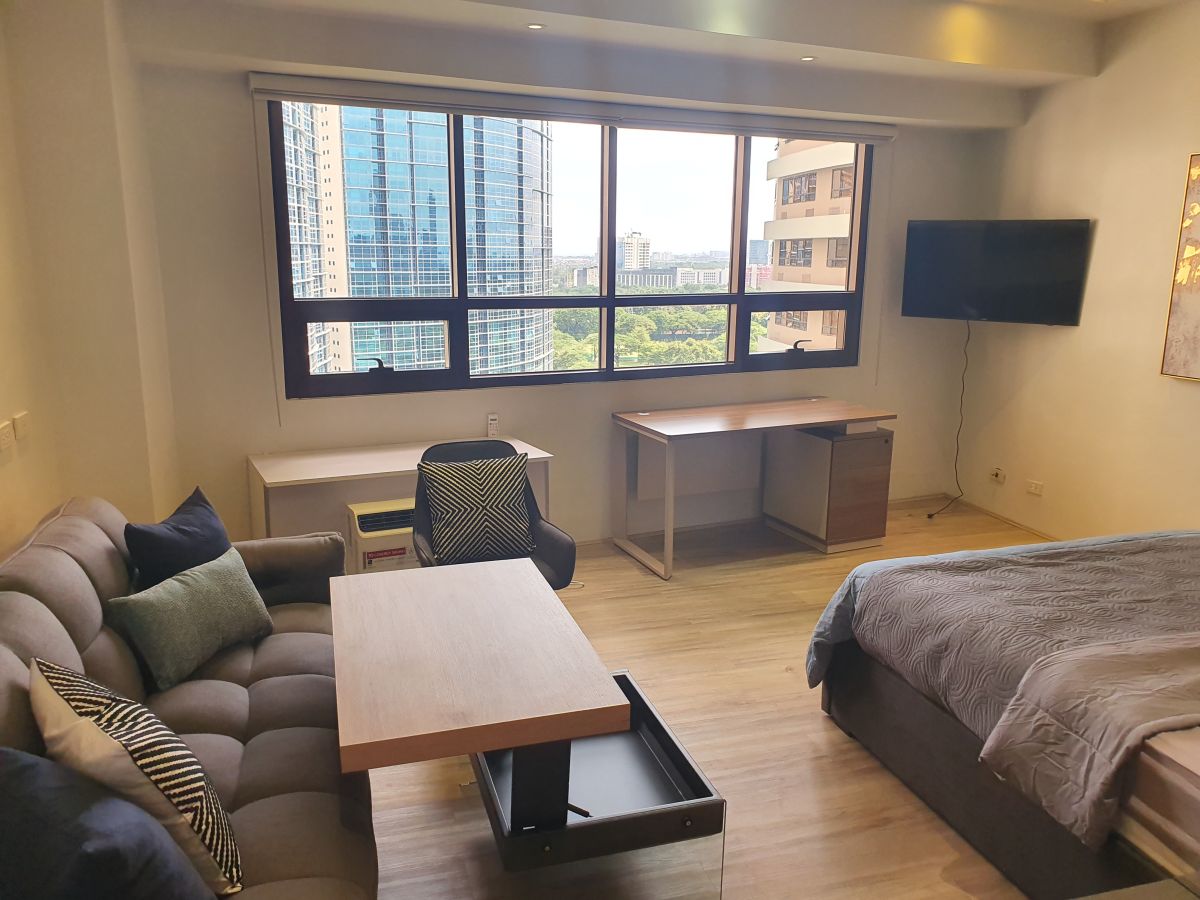 Studio Icon Residences for rent in BGC06