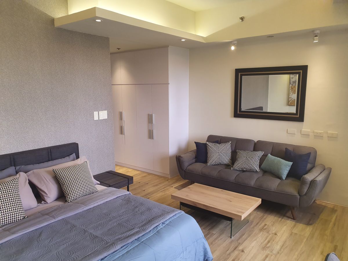 Studio Icon Residences for rent in BGC07