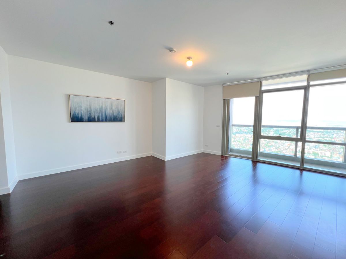 "4 Bedroom Unit For Lease at East Gallery Place, BGC, Taguig City"01