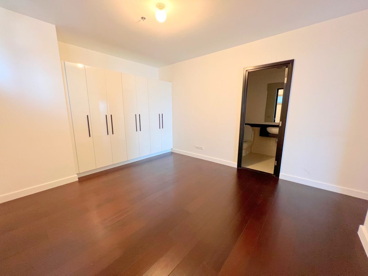 "4 Bedroom Unit For Lease at East Gallery Place, BGC, Taguig City"07