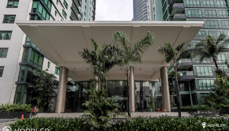 "1BR Condo for Rent in Amorsolo East, Rockwell Center, Makati"10