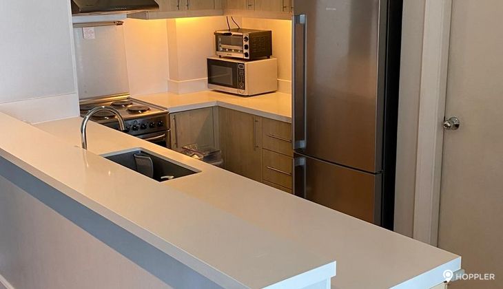 "2BR Condo for Rent in The Manansala, Rockwell Center, Makati"02