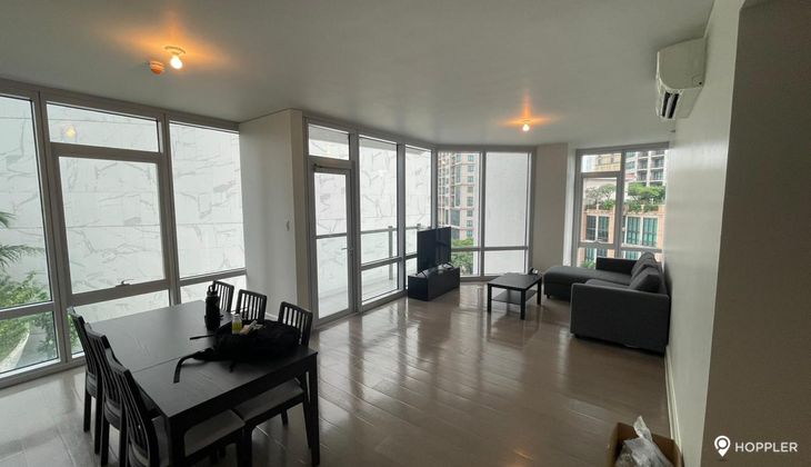"2BR Condo for Rent in Lorraine at The Proscenium, Rockwell Center, Rockwell Center, Makati"02