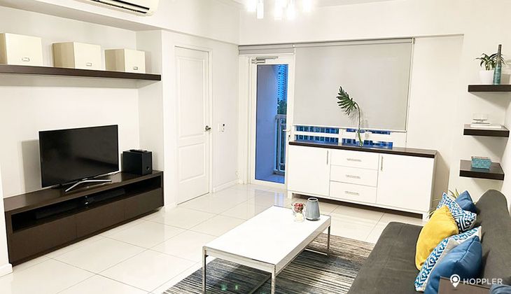 "1BR Condo for Rent in Senta, Legazpi Village, Makati"02