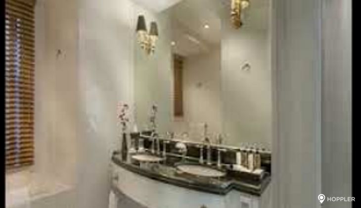 "2BR Condo for Rent in Fraser Place, Salcedo Village, Makati"06