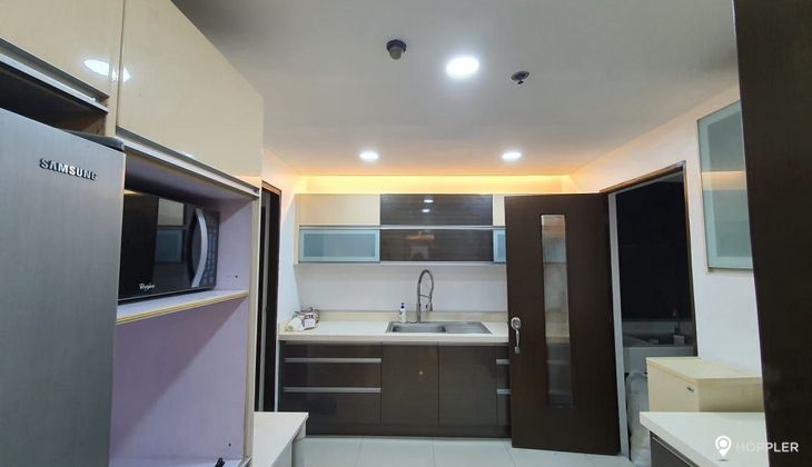"3BR Condo for Rent in AIC Gold Tower Condominium, Ortigas Center, Pasig"02