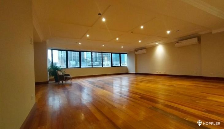 "3BR Condo for Rent in Pacific Plaza Ayala, Urdaneta Village, Makati"02