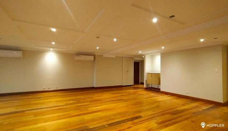 "3BR Condo for Rent in Pacific Plaza Ayala, Urdaneta Village, Makati"03