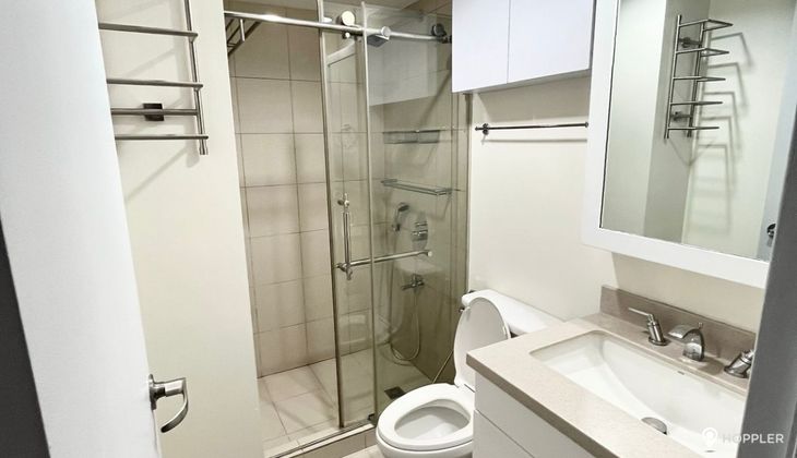 "2BR Condo for Rent in One Rockwell, Rockwell Center, Makati"05