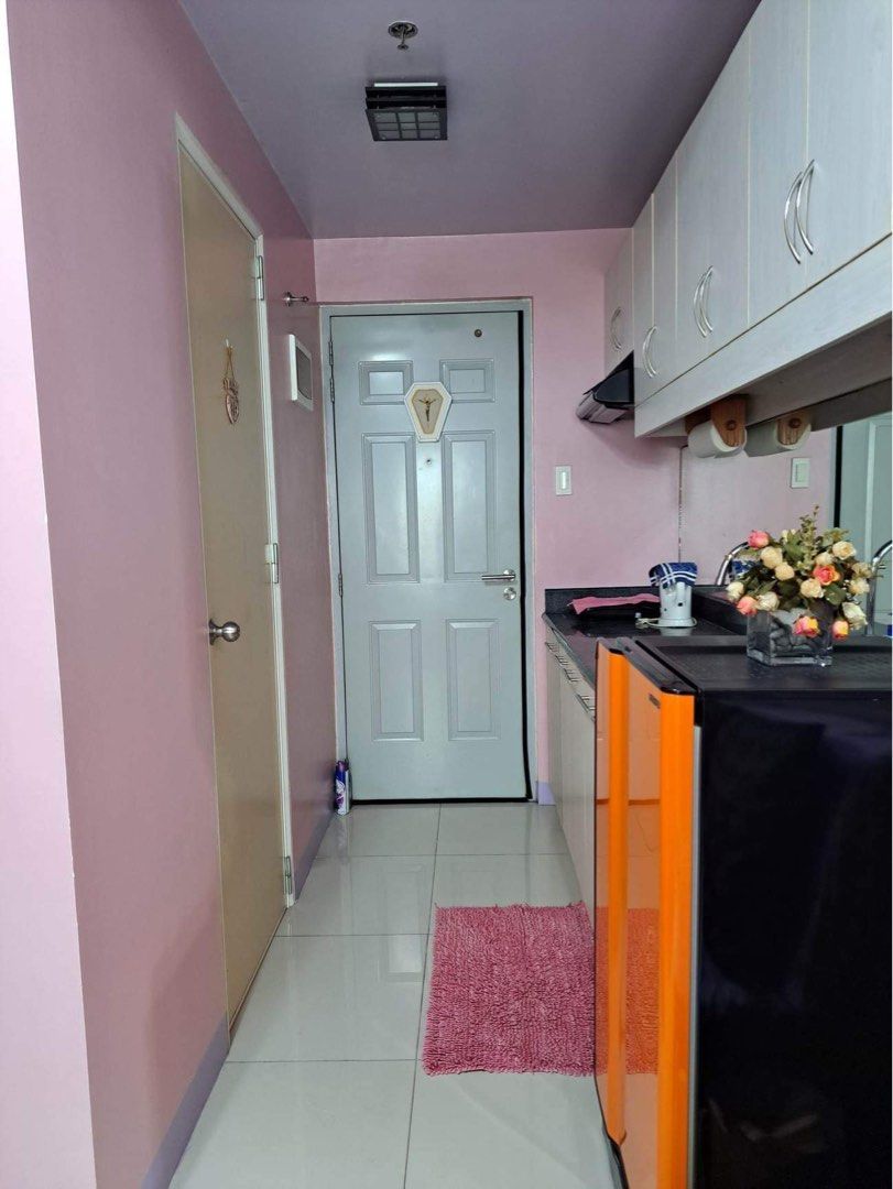 Condo Unit For Rent - 32nd Floor at Berkeley Residences10