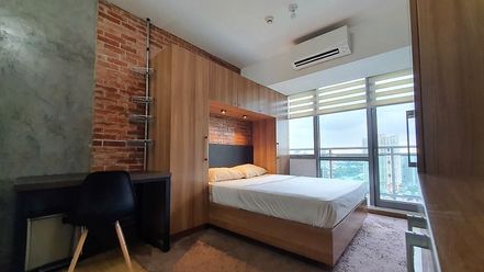 Condo Unit For Rent - 27th Floor Sutherland Tower at Acqua Private Residences02