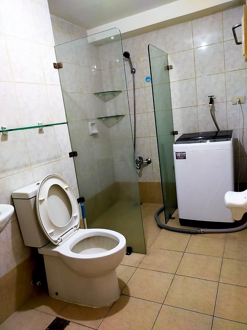 Condo Unit For Rent - 30th Floor Lilac Tower at Oriental Garden Makati03