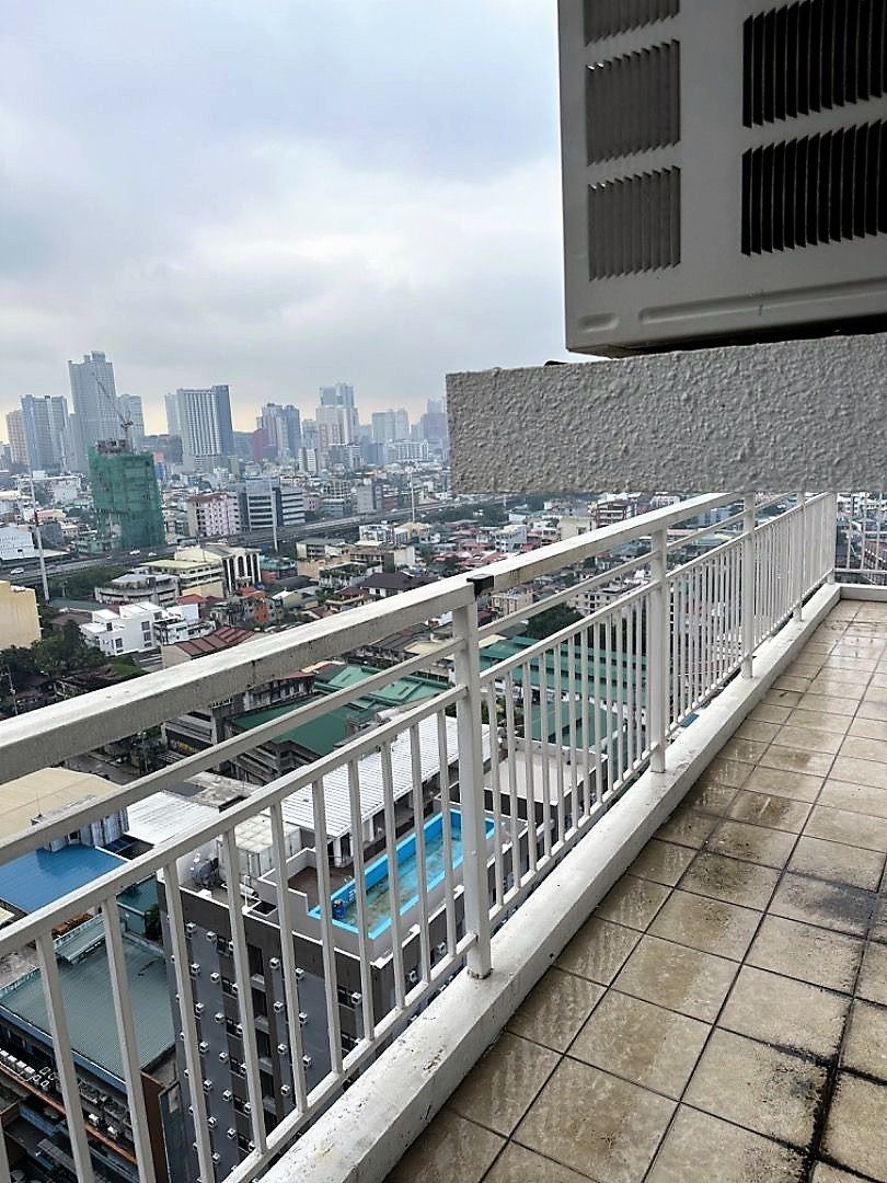 Condo Unit For Rent - 20th Floor Tower 2 at Avida Towers Makati West05