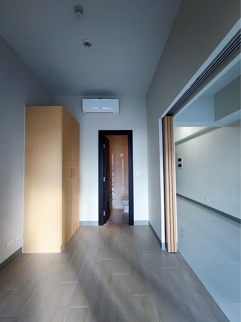 Condo Unit For Rent - 34th Floor Tower 2 at Uptown Parksuites03