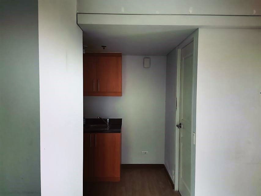 Condo Unit For Rent - 19th Floor Tower 1 at Celadon Park04